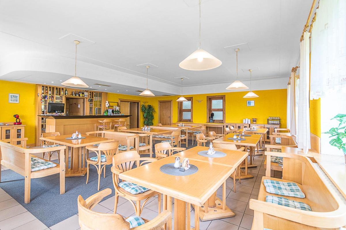 Mala Rennerovka Hotel Strážné Екстериор снимка