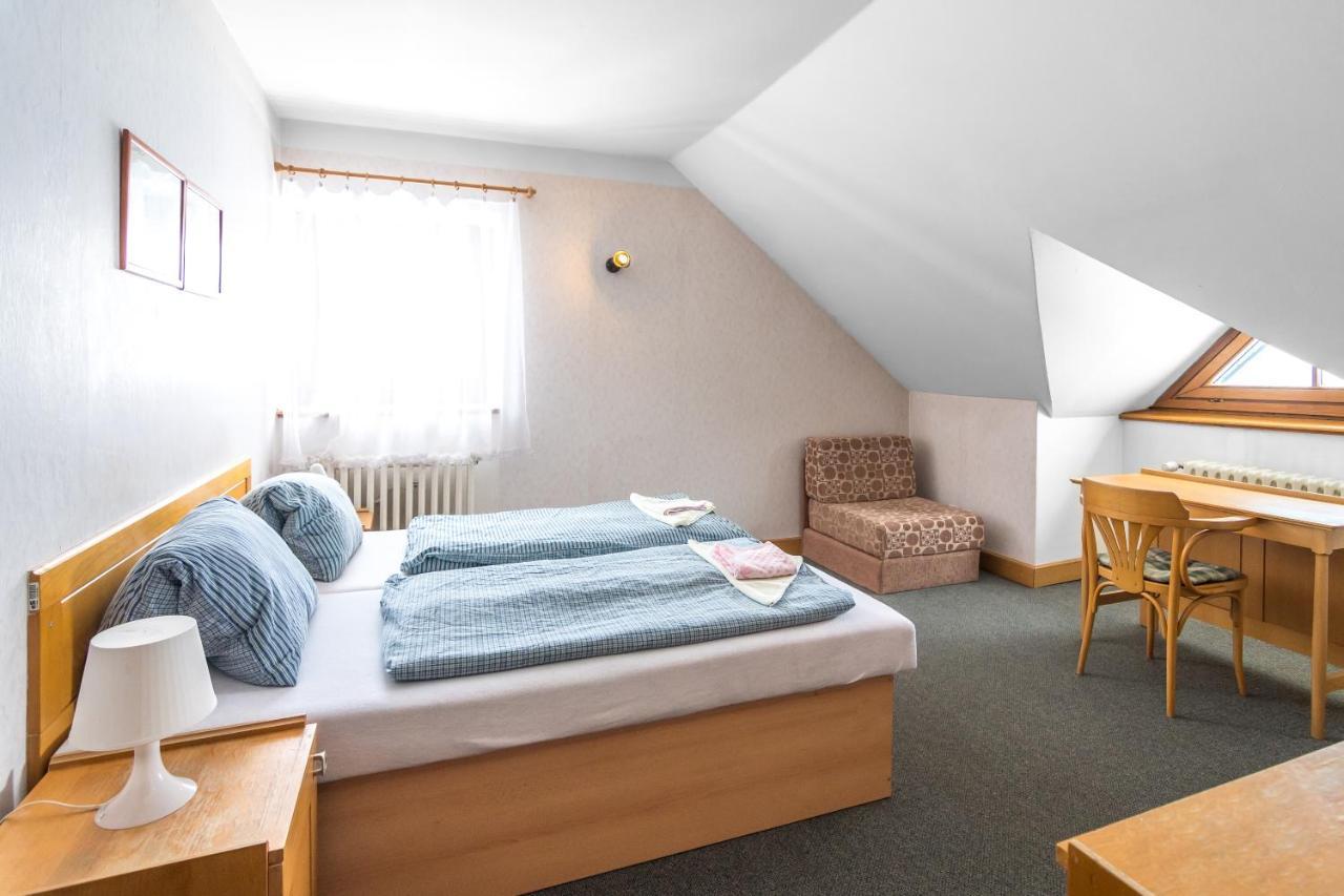 Mala Rennerovka Hotel Strážné Екстериор снимка
