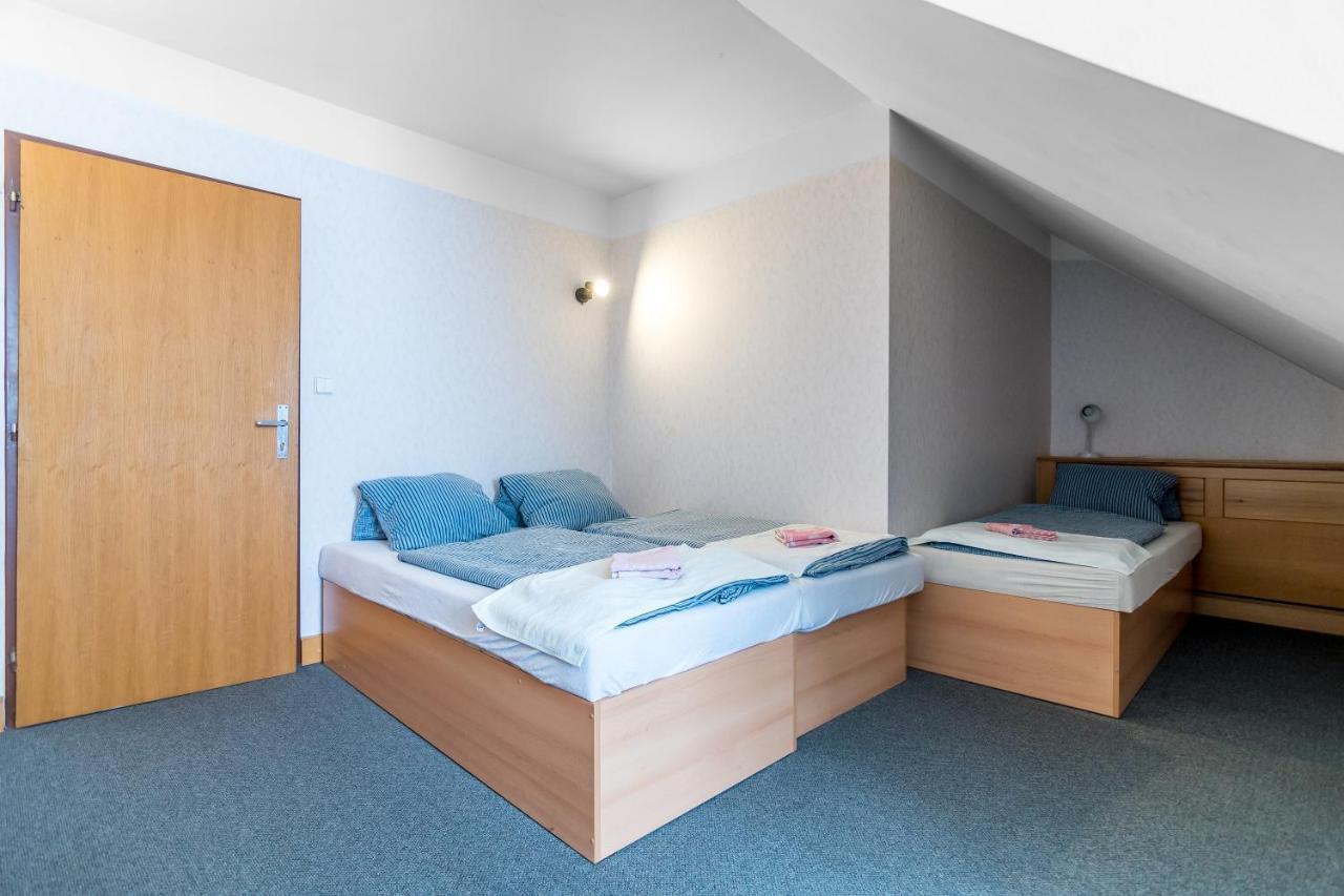 Mala Rennerovka Hotel Strážné Екстериор снимка