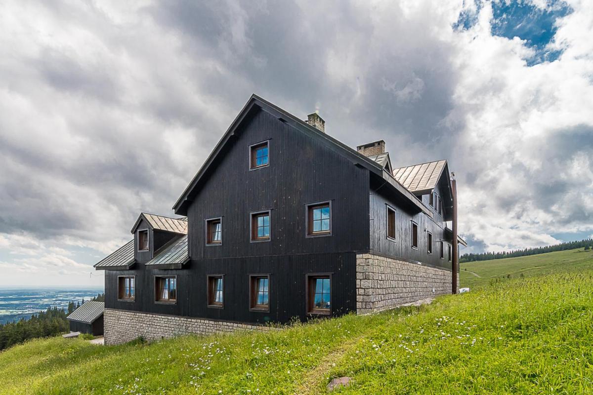 Mala Rennerovka Hotel Strážné Екстериор снимка